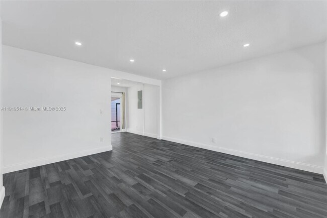 Photo - 4917 SW 43rd Terrace