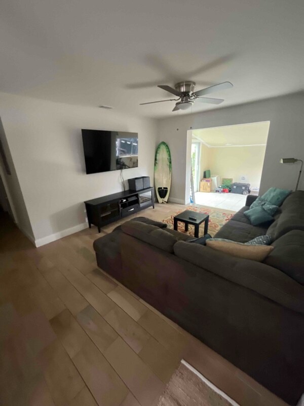 Photo - 2111 Warwick Rd