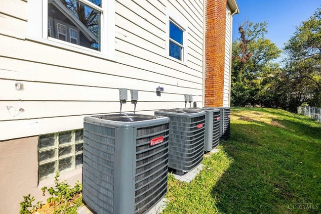 Photo - 5534 Stewart Ave Unit 3