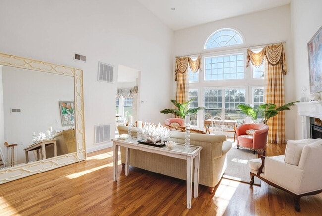 Photo - 22 Parrish Pond Ln