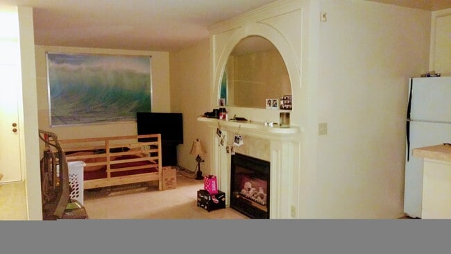 Photo - 1828 Ivar Ave Unit Studio apt