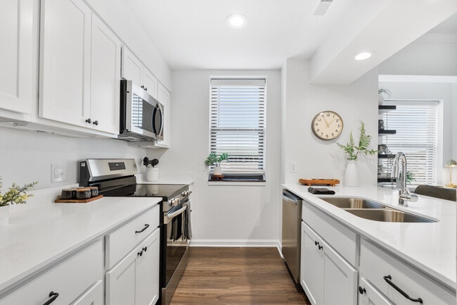 Updated Kennedy Floorplan - The Marott Apartments