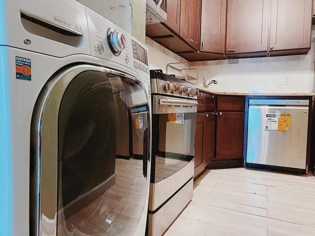 Photo - Nice room in a good neighborhood Unit #2