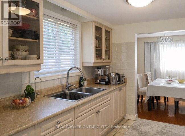 Photo - 3474 Galena Crescent