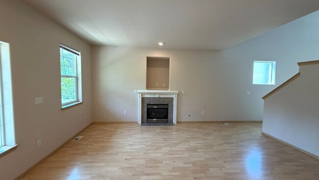 Photo - Beautifully Updated 3 Bedroom + Loft Home with New A/C