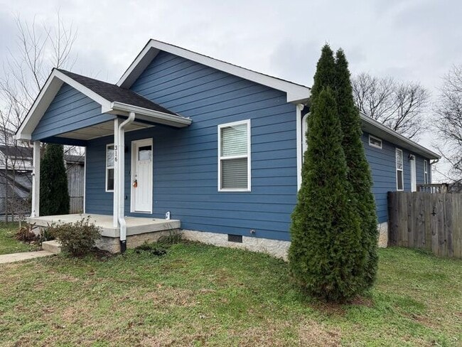 Building Photo - Lovely 3 Bed 2 Bath House in Old Hickory - Fenced in Yard
