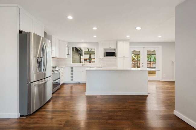 Photo - 10816 NE 141st Pl