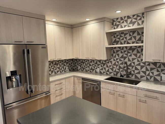 Photo - 759 Ramona St