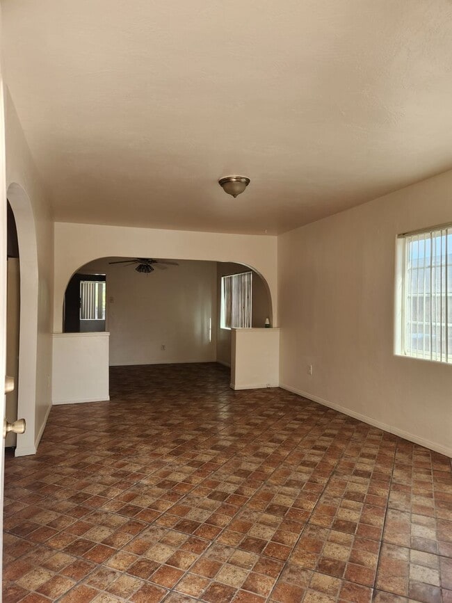 Photo - Bryant Unit A