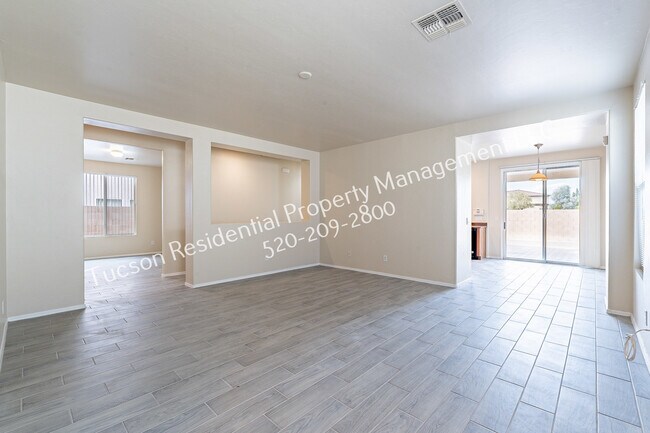 Photo - 4923 E Chickweed Dr