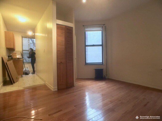 Photo - 3133 Broadway Unit 19