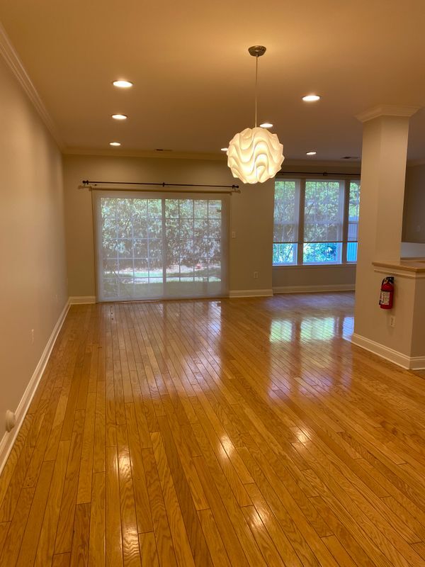 Photo - 258 Riverwalk Way