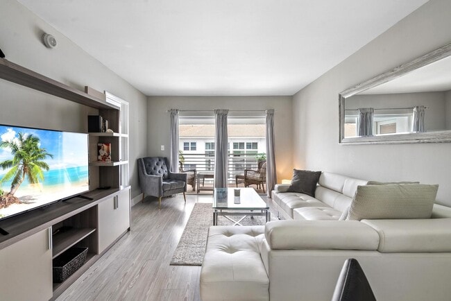 Photo - 1461 S Ocean Blvd Unidad 304