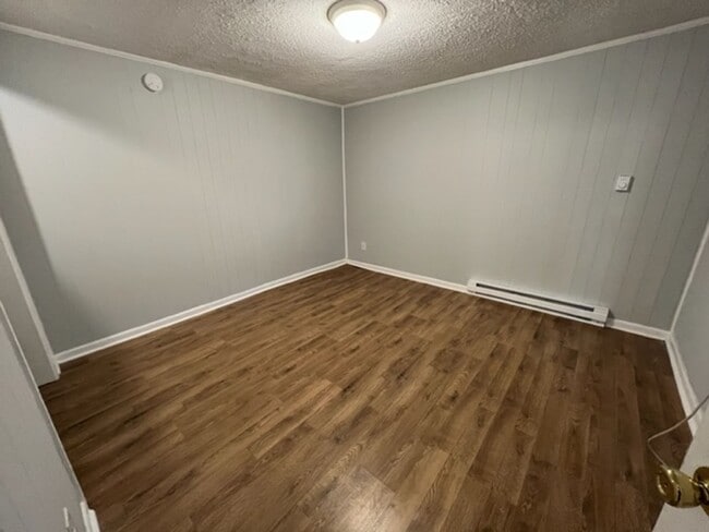 Photo - 1 bed 1 bath off W. Broad St