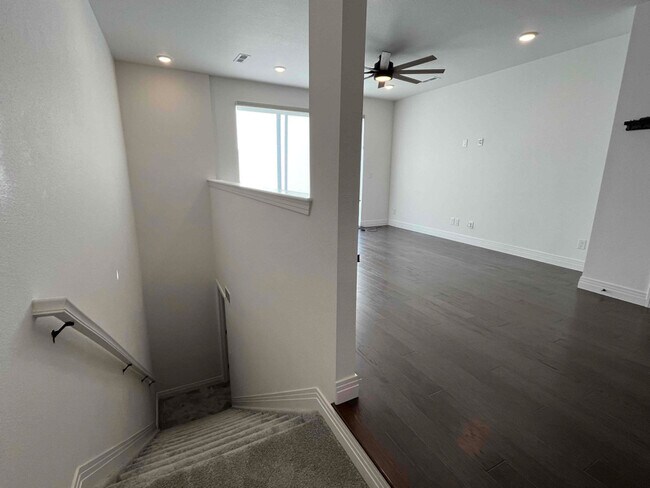 Photo - 4355 Cyan Cir