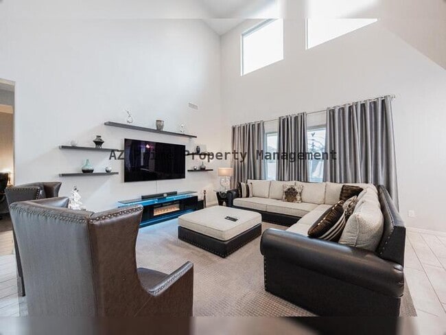 Photo - 11777 S 51st Dr