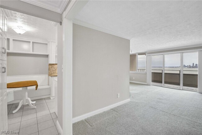 Photo - 12900 Lake Ave Unidad 926