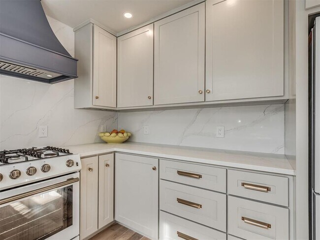 Photo - 6500 N Grand Blvd Unit 125