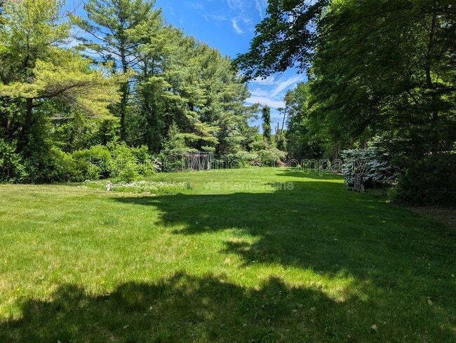 Photo - 1040 Daniels Farm Rd
