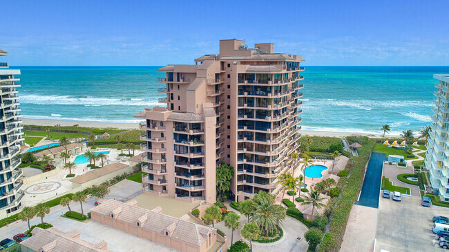 Building Photo - 530 Ocean Dr Unit 704 Rental