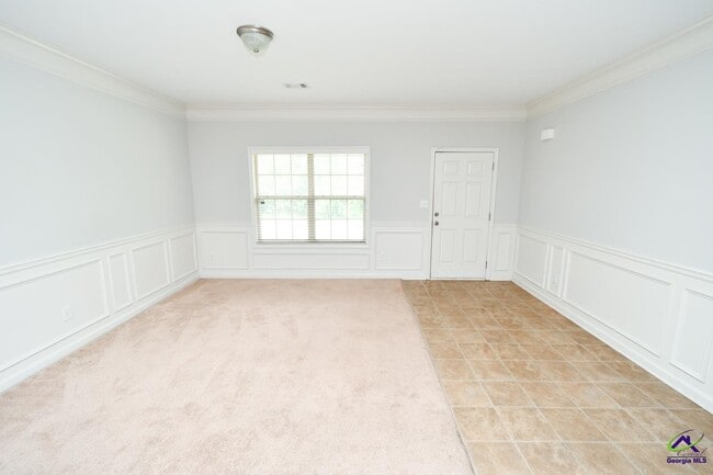 Photo - 114 Great Oak Way