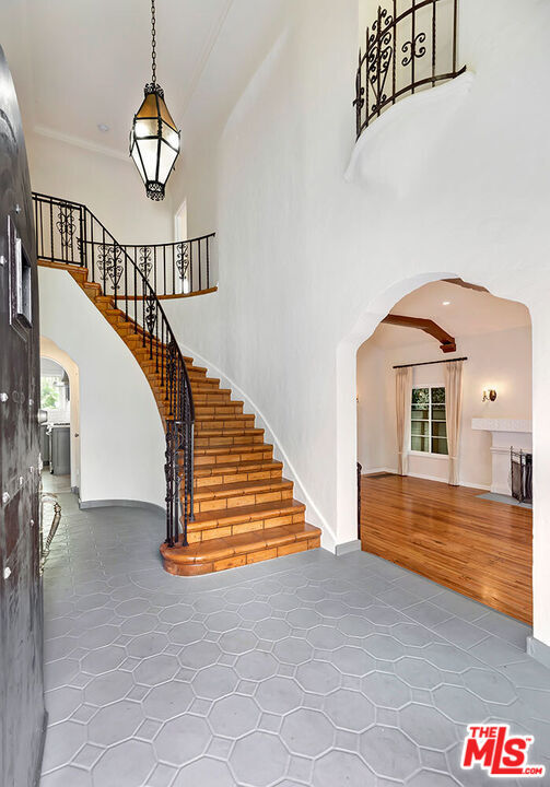 Photo - 6348 Colgate Ave