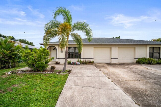 Building Photo - Stunning duplex offers two spacious bedroo... Unit 1413 SE 23rd Pl Rental