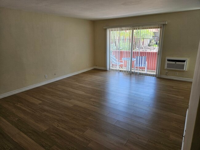 Photo - 8649 Lake Murray Blvd Unidad #4