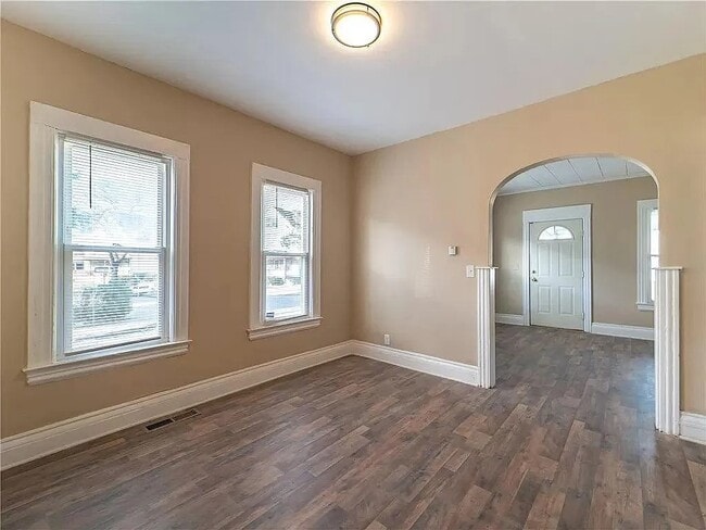 Photo - 1339 Clifford Ave Unit 1339