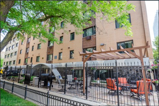 Photo - 6201 N Kenmore Ave Condo