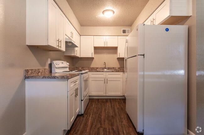 Brandywine Apartments - Brandywine Apartments