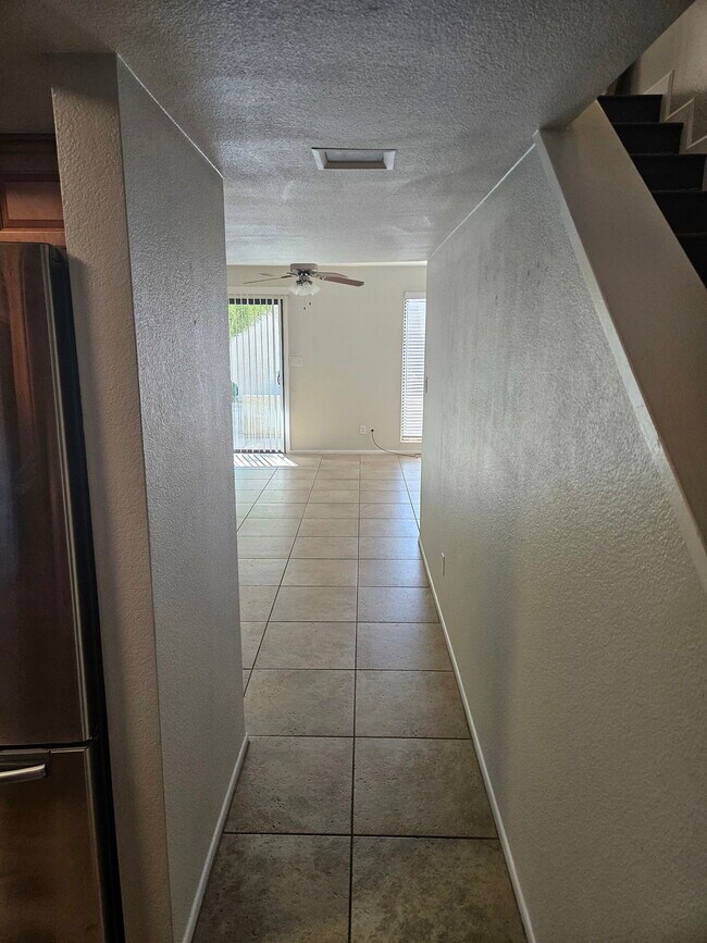 Photo - 885 N Granite Reef Rd