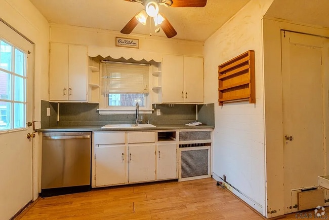 Building Photo - 309 Leila St Rental