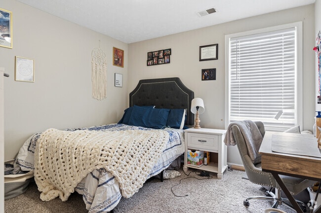 3BR, 3BA - Second Bedroom