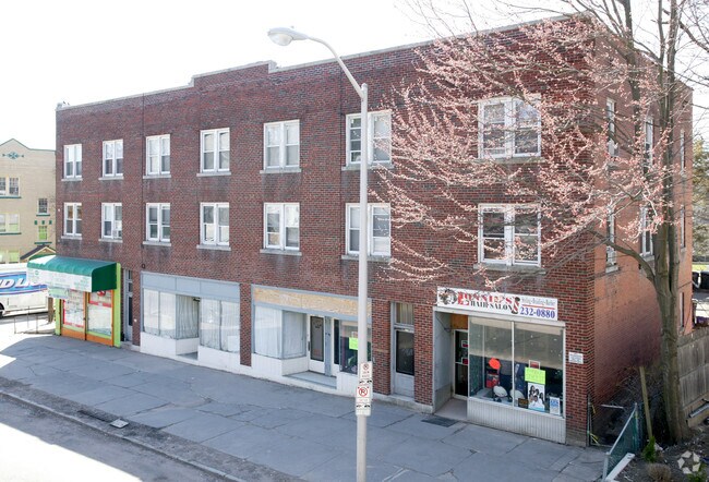1079-1093 Capitol Ave