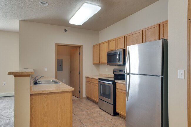 Osgood Place Apartments Kitchen - Osgood Place Apartments