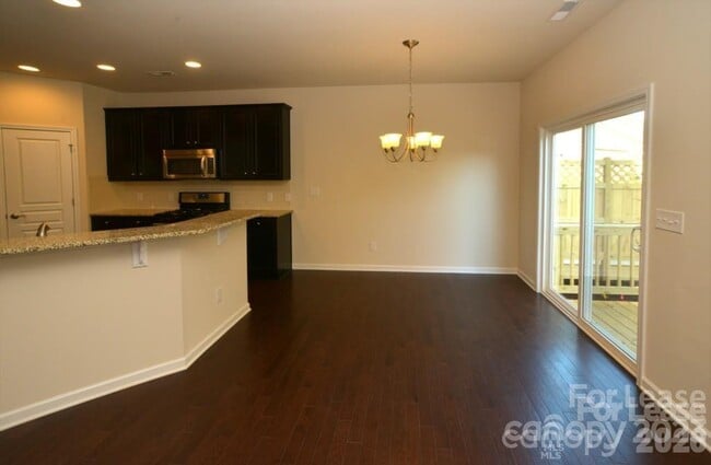 Photo - 3441 Park South Station Blvd