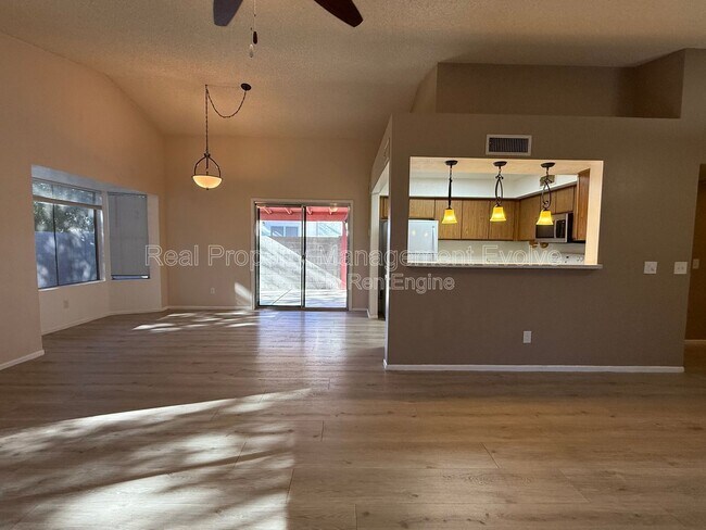 Photo - 8771 W Grovers Ave