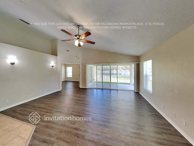 Photo - 6923 34th Ave E