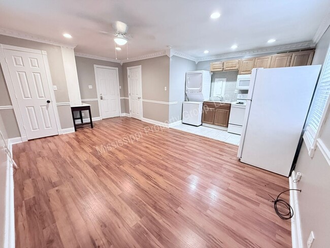Photo - 1BR/1BA For Rent
