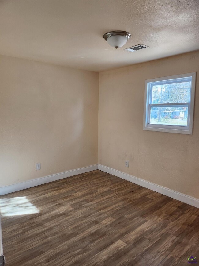 Photo - 107A Virginia Dare Dr