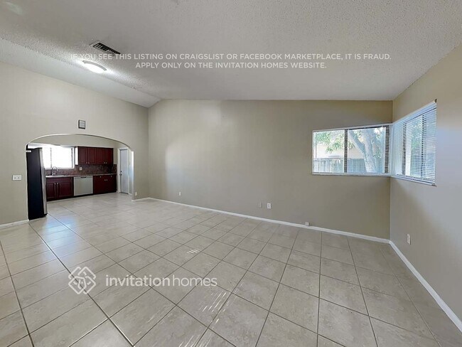 Photo - 9664 Carousel Cir S