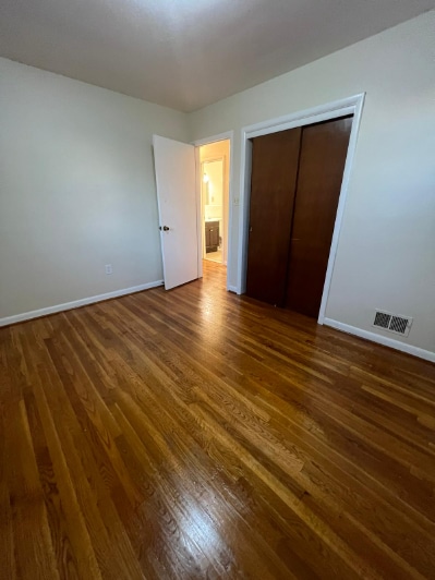 Photo - "Spacious 5-Bedroom Retreat with Cozy Fireplace in Fort Washington!"