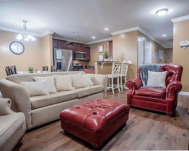 Building Photo - Lakeview Commons Townhouse for Rent