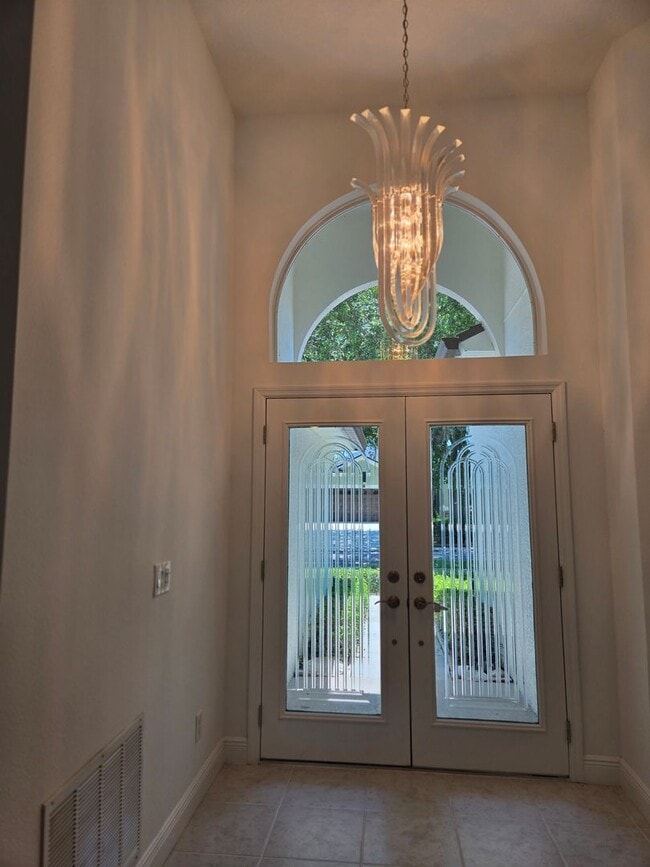 Photo - Lake Mary - 3 Bedrooms, 2 Bathrooms - $3,095.00
