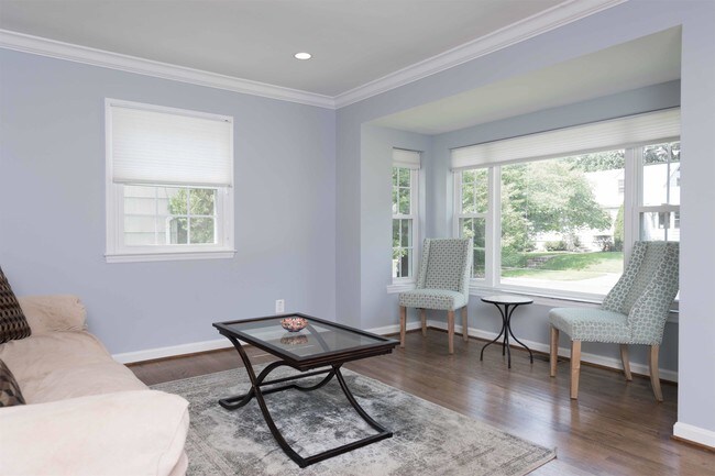 Photo - 4002 Spruell Dr