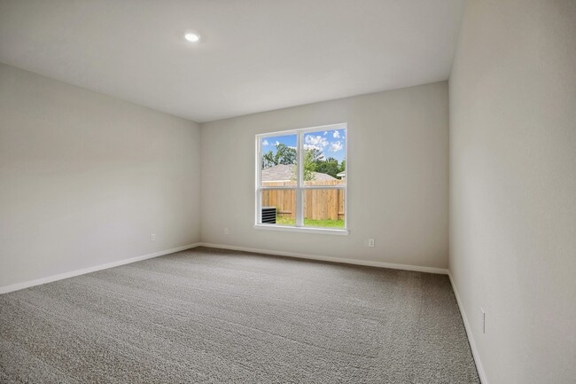 Photo - 15642 Honey Cv Dr