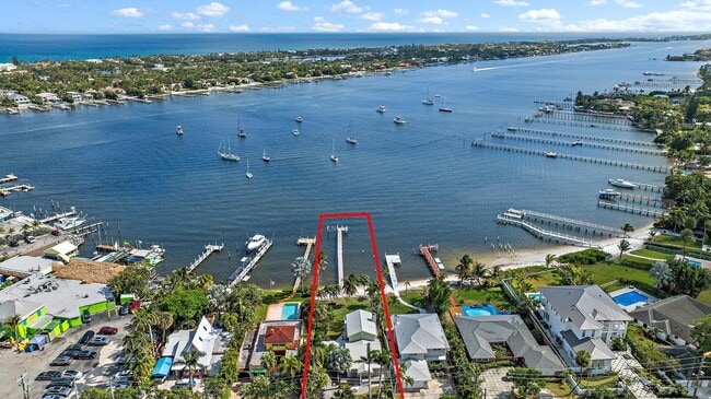 Photo - 122 S Lake Dr