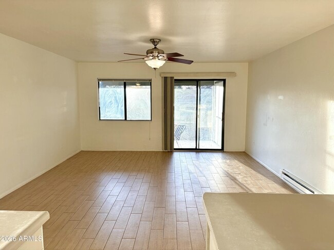 Photo - 1030 N Old Chisholm Trail