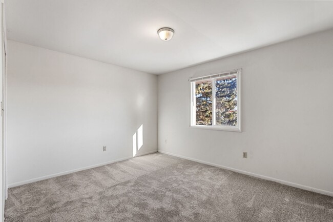 Geneva Street Apartments